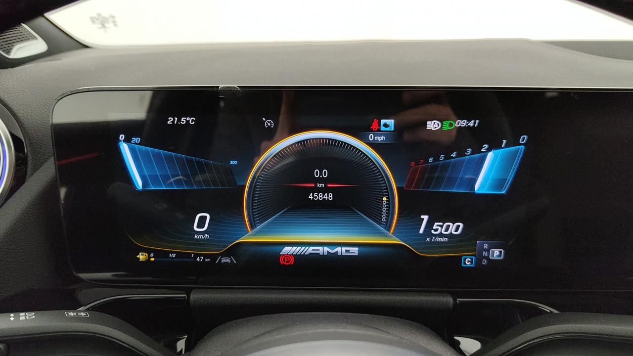 Mercedes-Benz GLA AMG 45 S 4matic+ auto