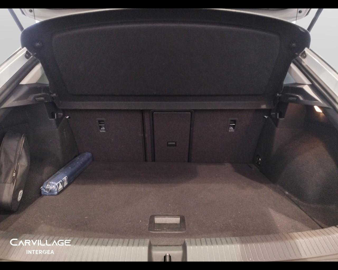 VOLKSWAGEN T-Roc 1.0 tsi Stiyle 115cv
