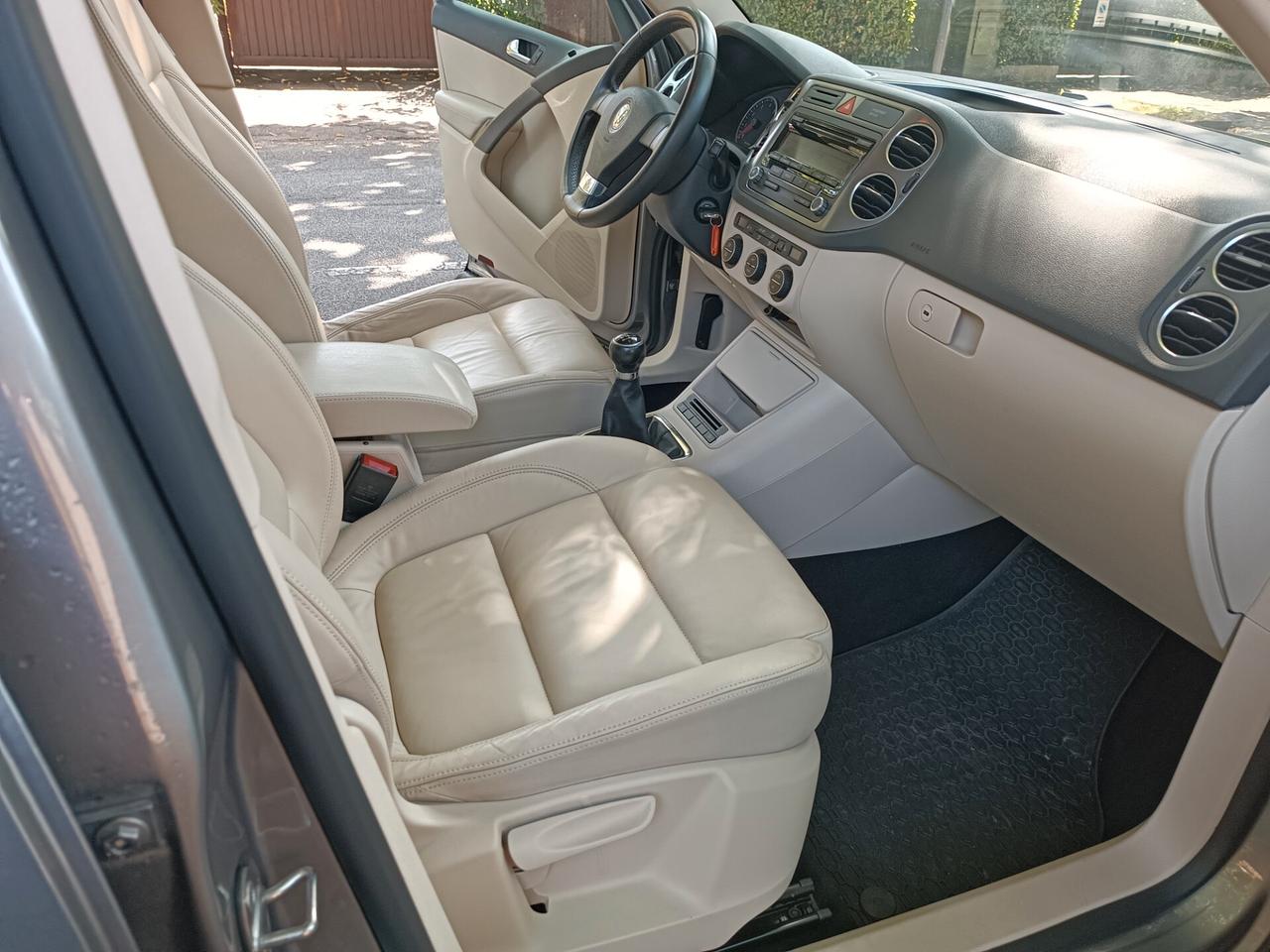 Tiguan 1.4 16V TSI Sport & Style (18°)----km 89900 unipr------