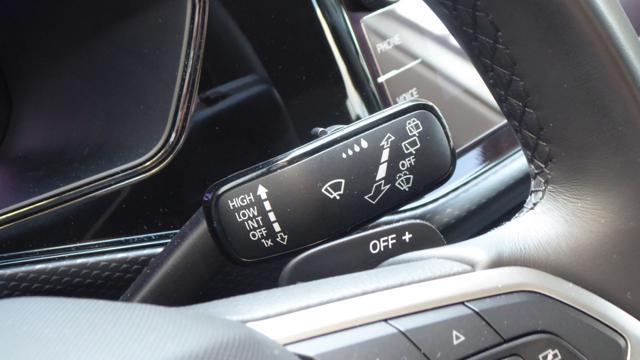 VOLKSWAGEN T-Cross 1.0 TSI 110 CV DSG R-Line