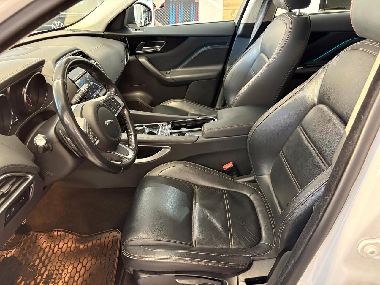 Jaguar F-Pace 2.0 D 180 CV AWD aut. Prestige