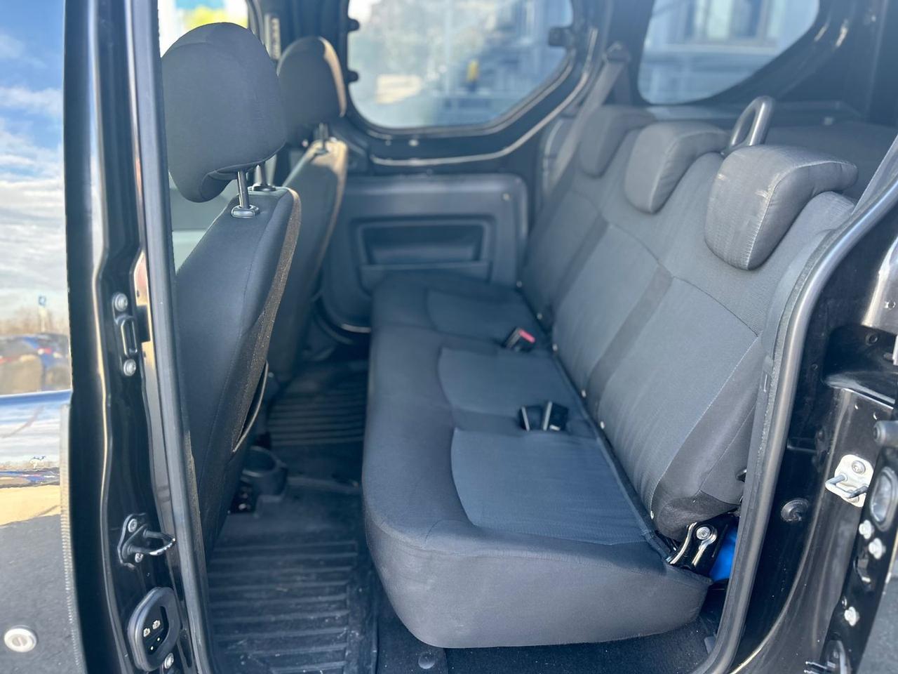 Dacia Dokker Laureate 1.5 dCi 90 #9451