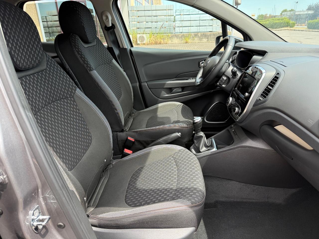 Renault Captur dCi 90 CV Energy Intens, EURO 6B, OK NEOPATENTATI