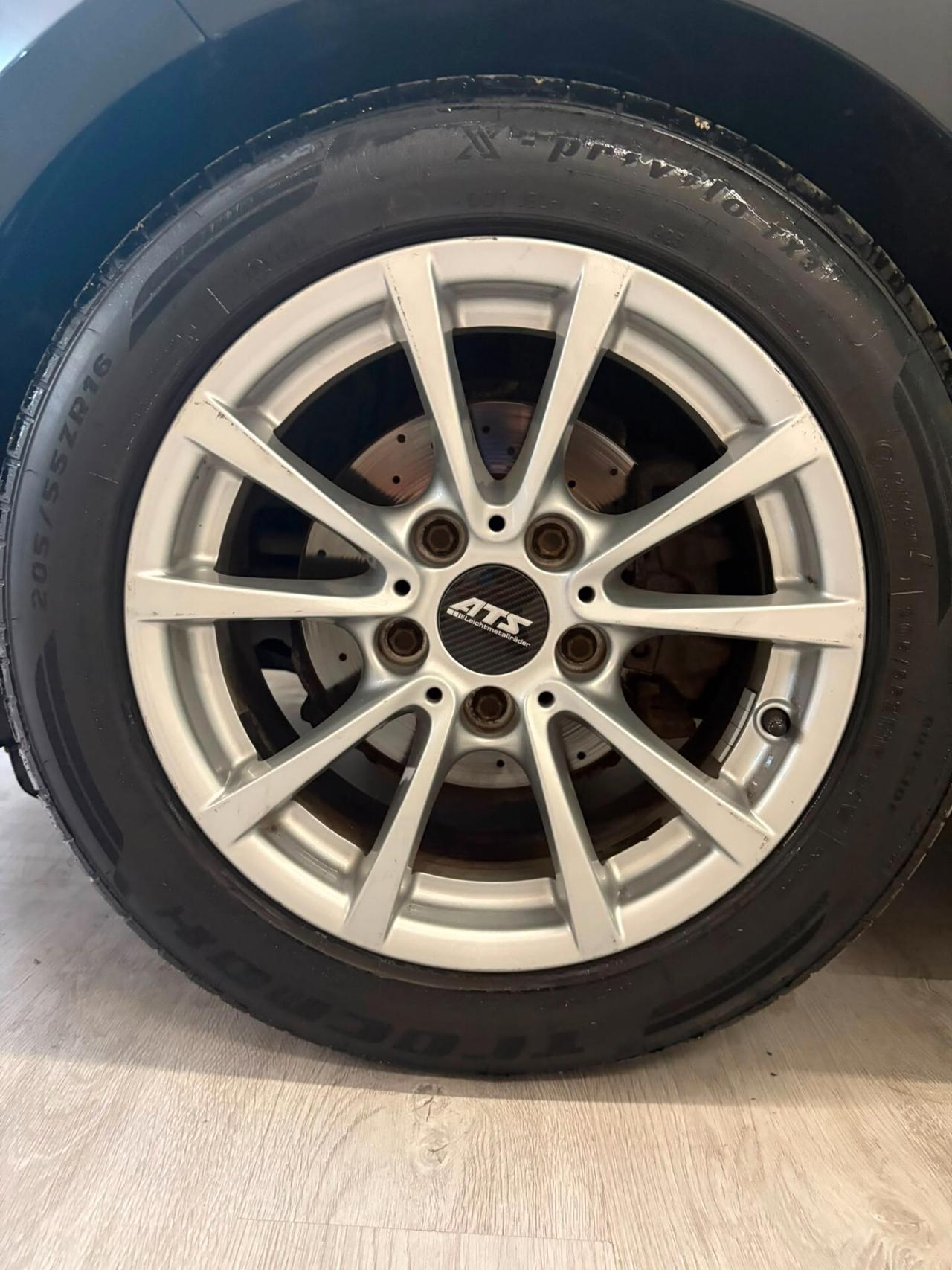 Bmw serie1 2000cc 143cv 118d 5p. Msport