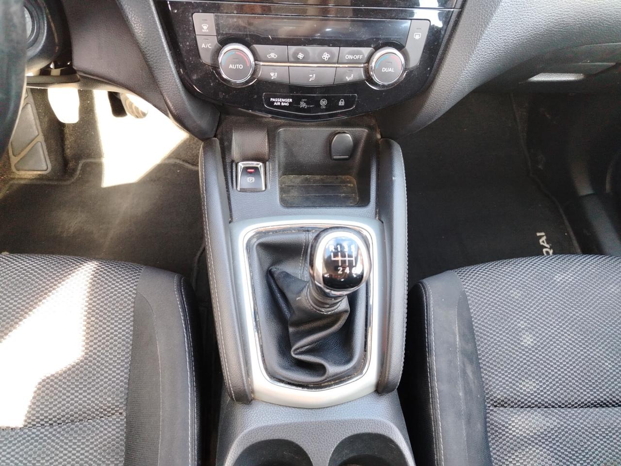 Nissan Qashqai 1.6 dCi 4WD Business