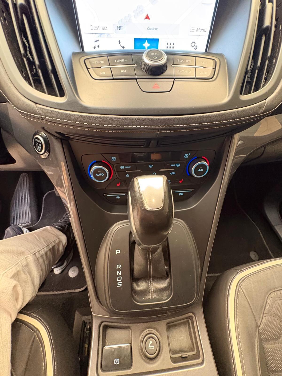 Ford Kuga 2.0 TDCI 180 CV S&S 4WD Powershift Vignale 2017