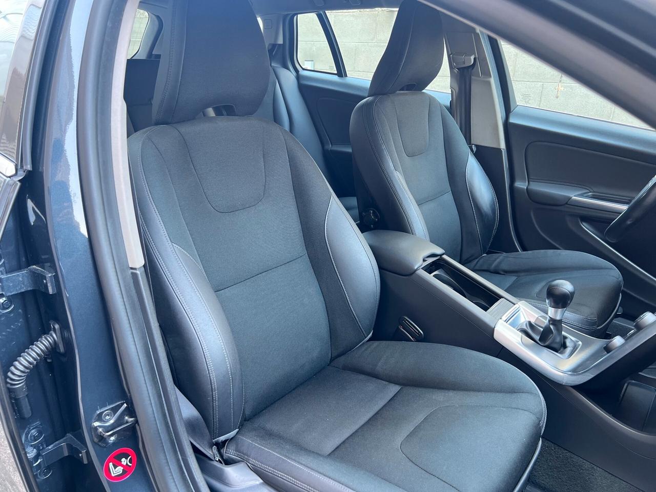 Volvo V60 1.6 d2 115cv Business TELPDC/CLIMA