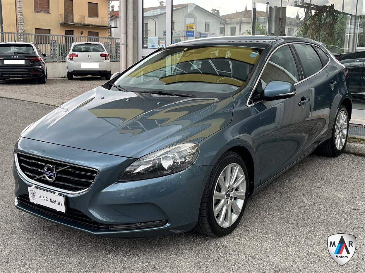 Volvo V40 D3 Geartronic Momentum