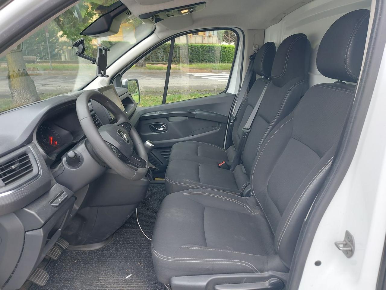 Renault Trafic 2.0dCi 150 cv passo lungo