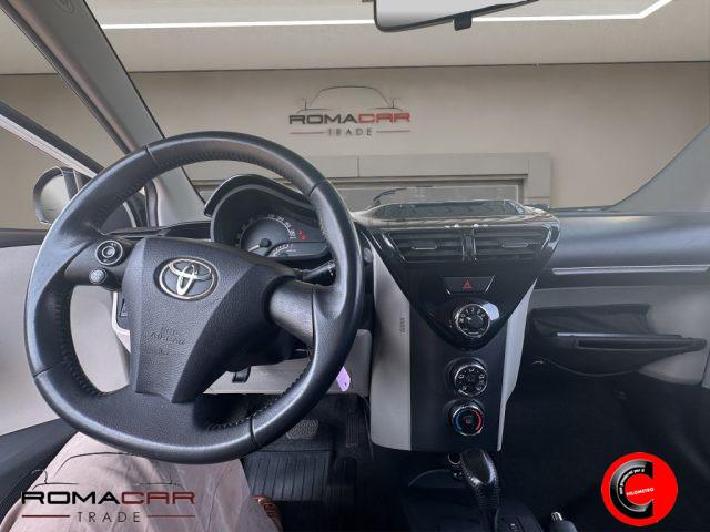 TOYOTA iQ 1.0 CVT Lounge
