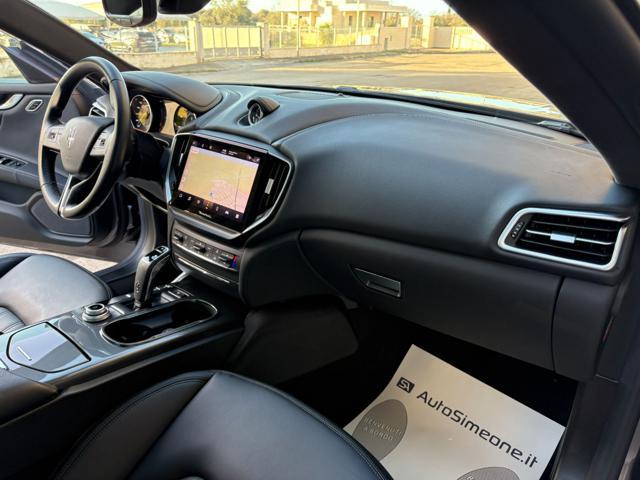 MASERATI Ghibli 330 CV 2.0 MHEV GT HYBRID