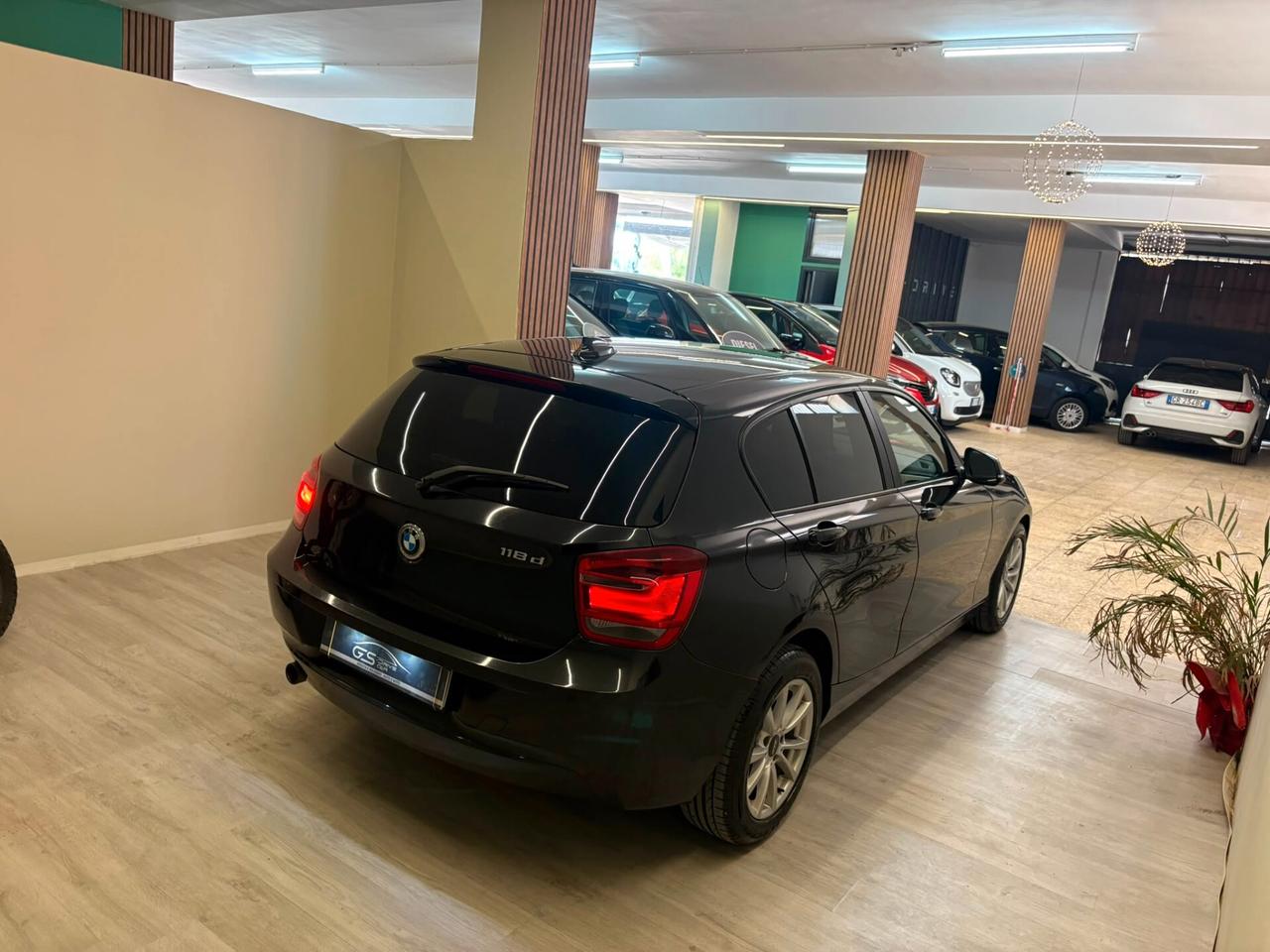 Bmw serie1 2000cc 143cv 118d 5p. Msport