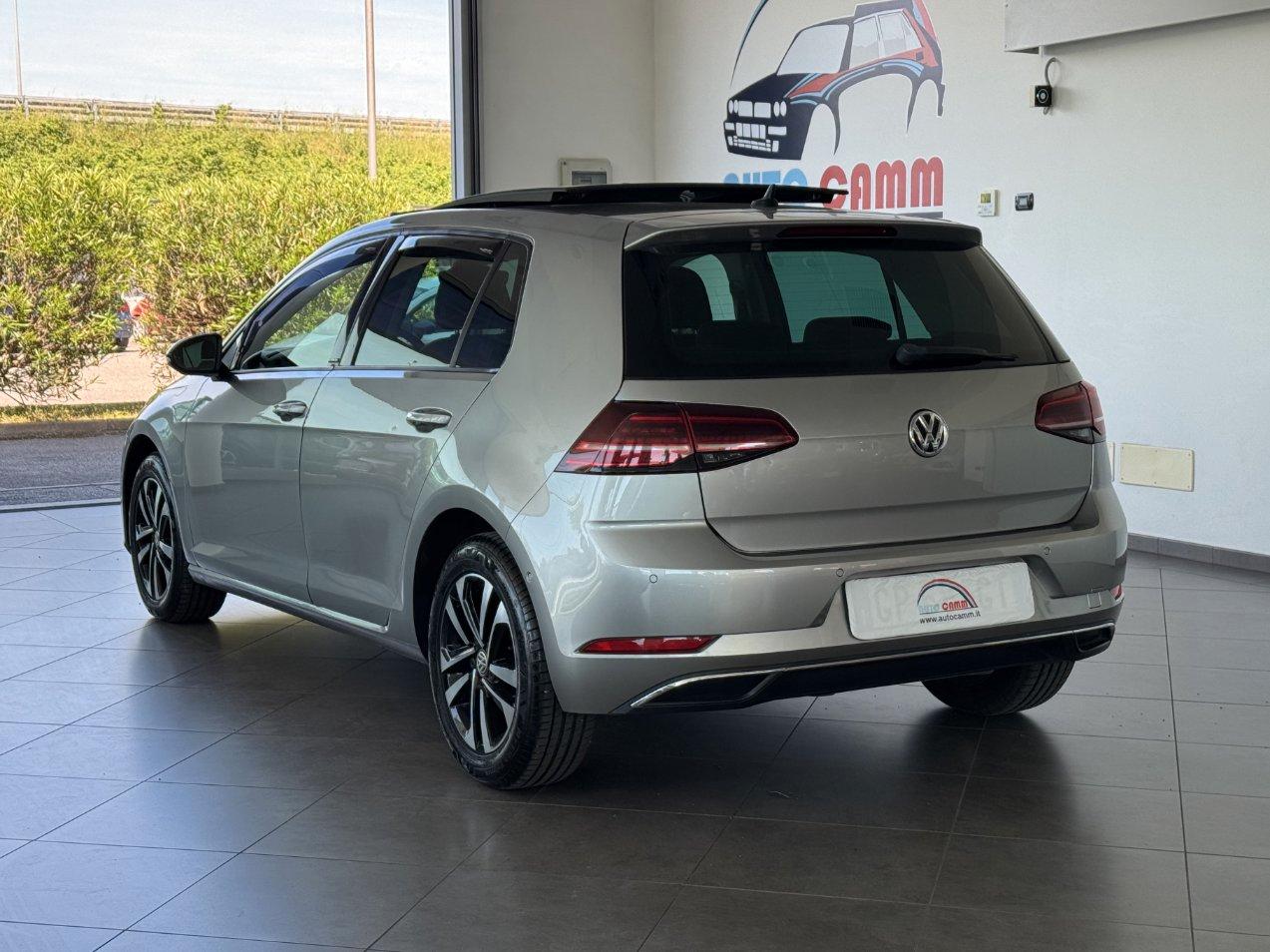 Volkswagen Golf 5 Porte 1.6 TDI 115cv Sport Tetto Apribile IQ.DRIVE