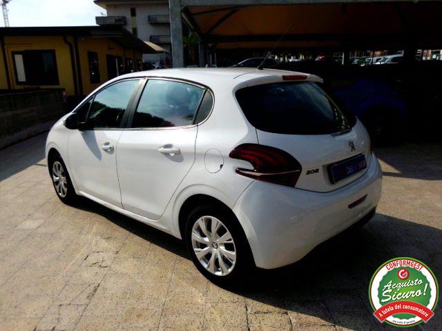 PEUGEOT 208 1.4 8V HDi 68CV 5p. Allure