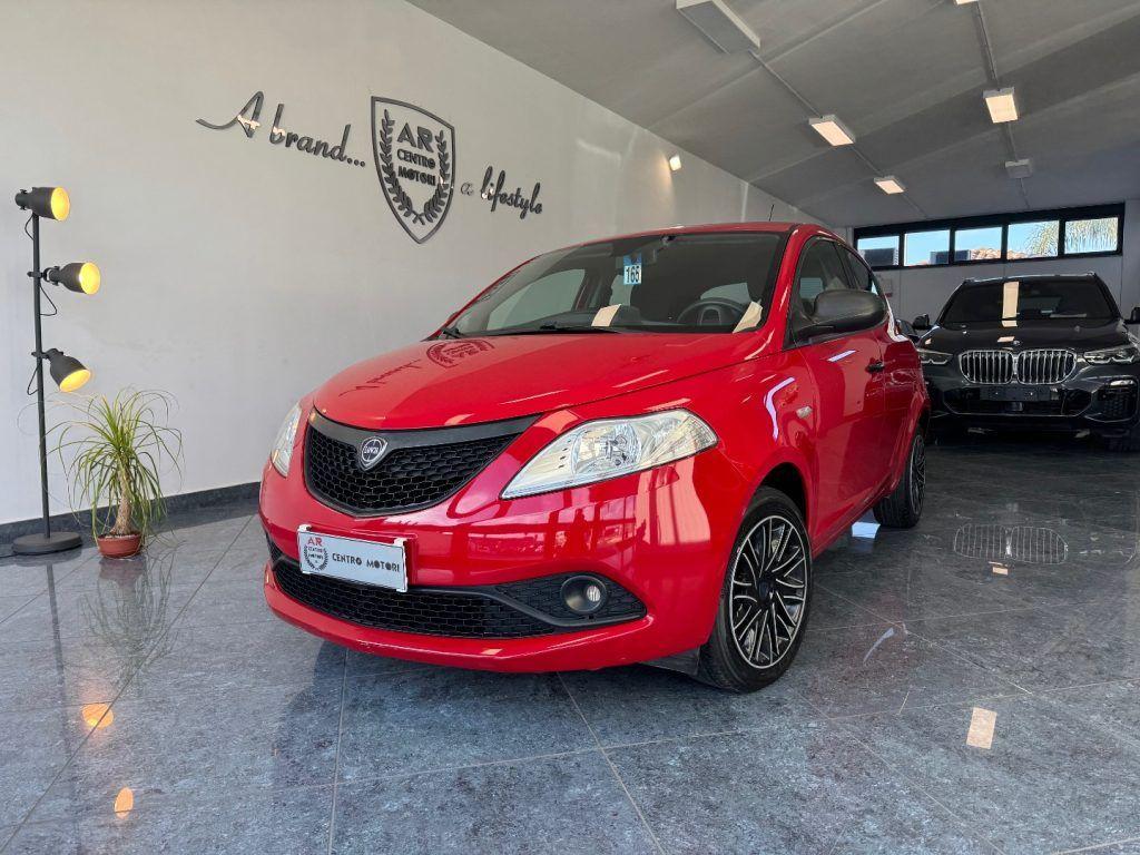 Lancia Ypsilon 1.2 69 CV 5 porte GPL Ecochic Elefantino Blu