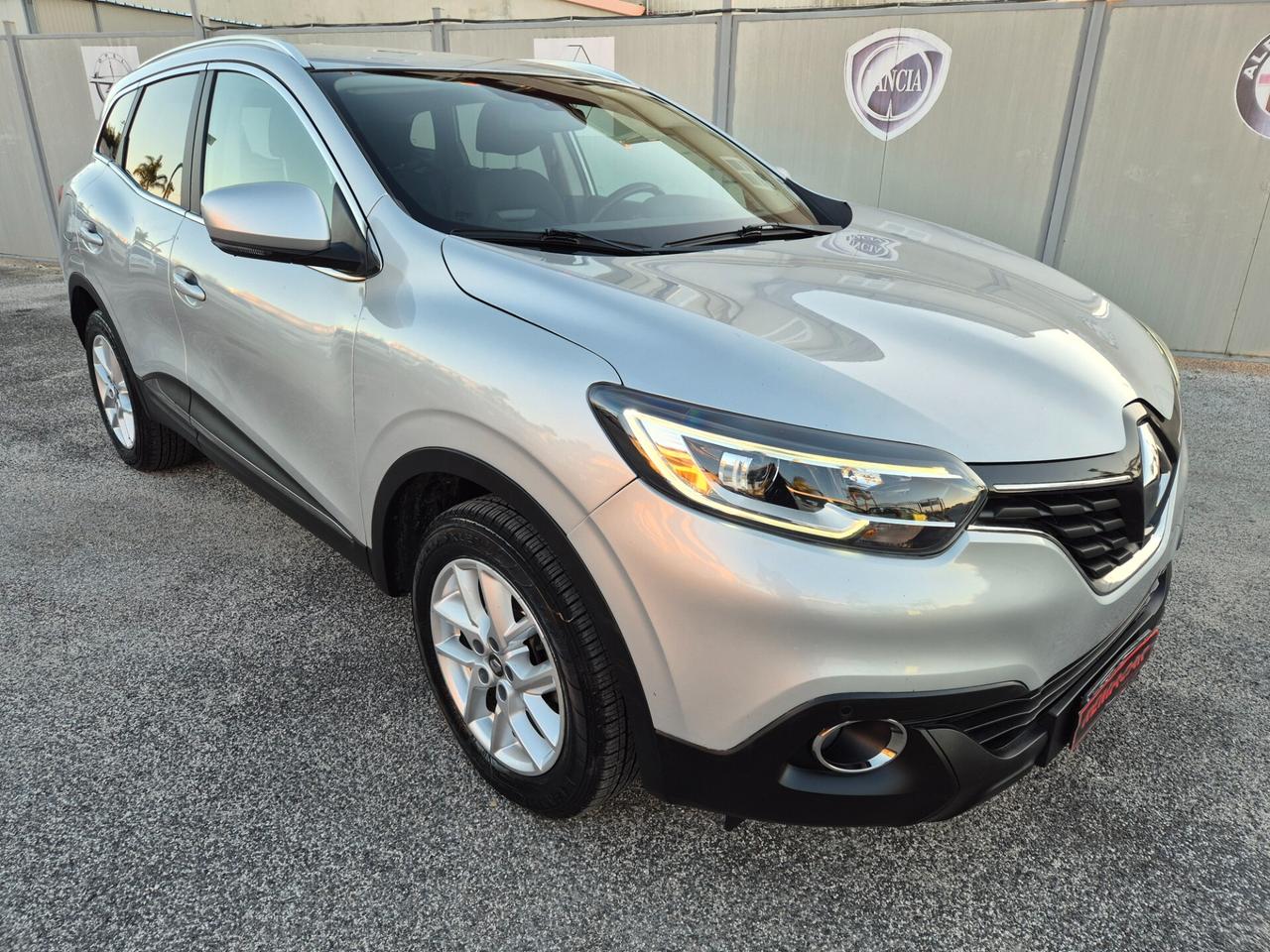 Renault KADJAR DCI 110CV FULL LED NUOVA 2018