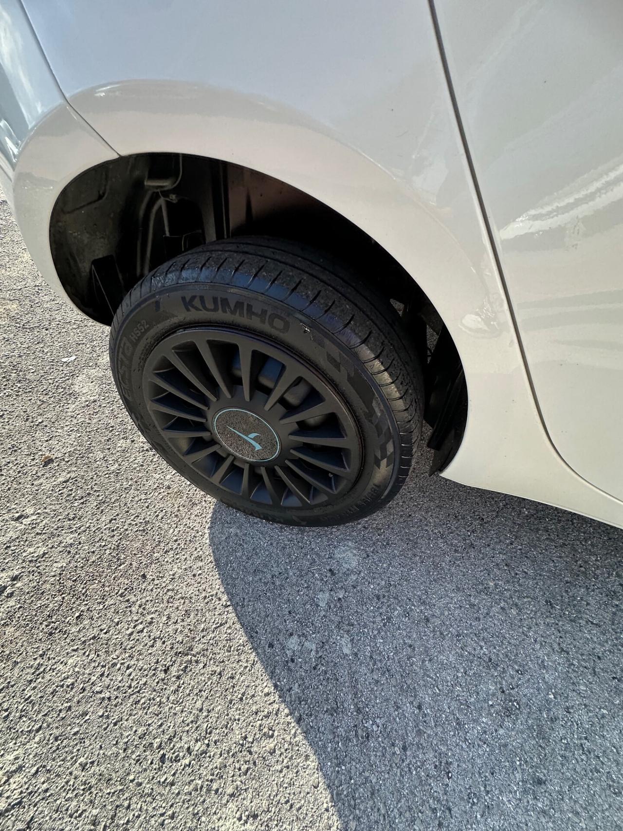 Lancia Ypsilon 0.9 TwinAir 85 CV 5 porte Metano Ecochic Gold