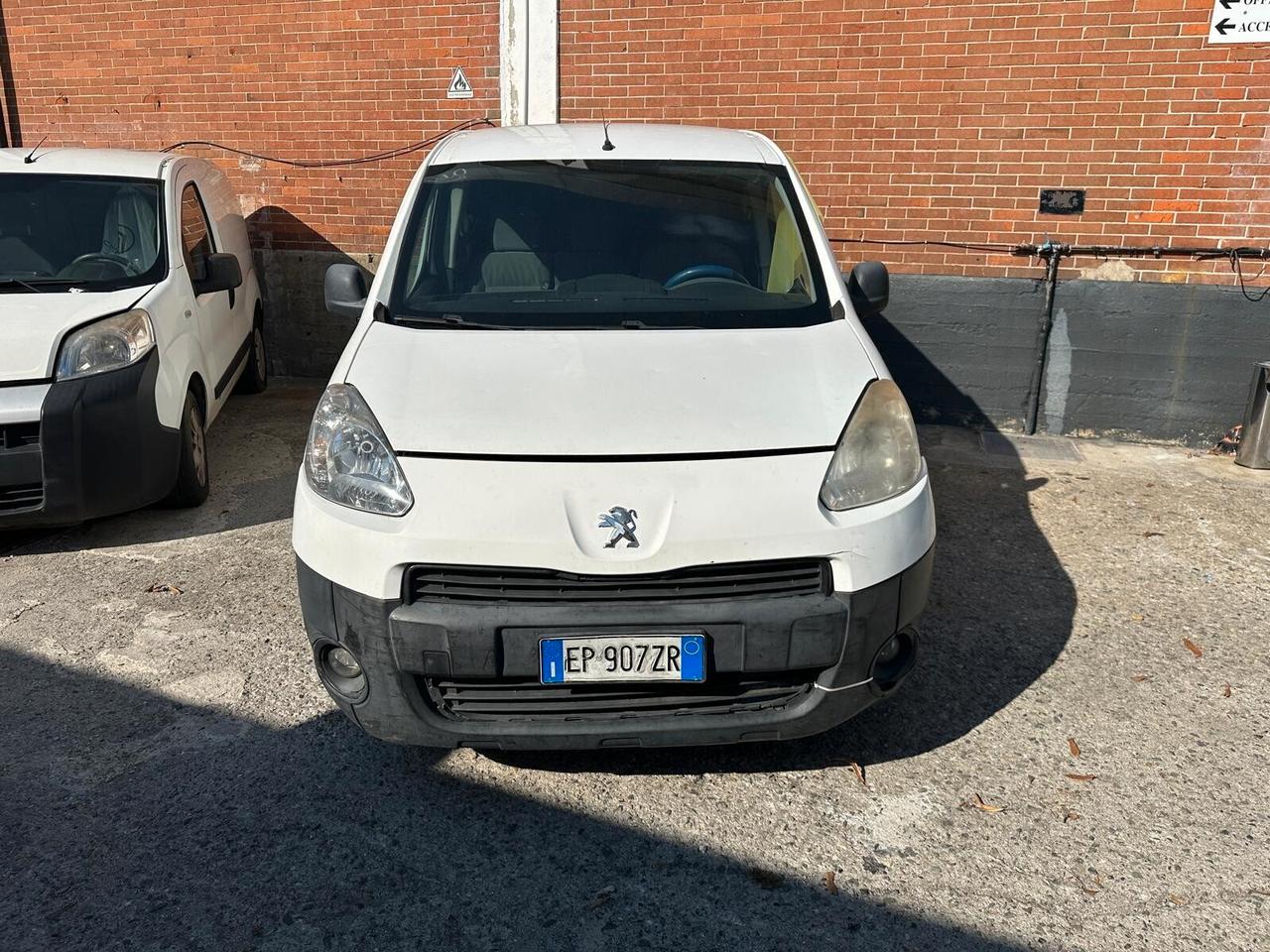 Peugeot Partner Tepee 1.6 HDi 92CV Outdoor