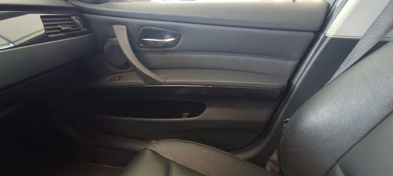 BMW Serie 3 x drive tds autom. Berlina 320