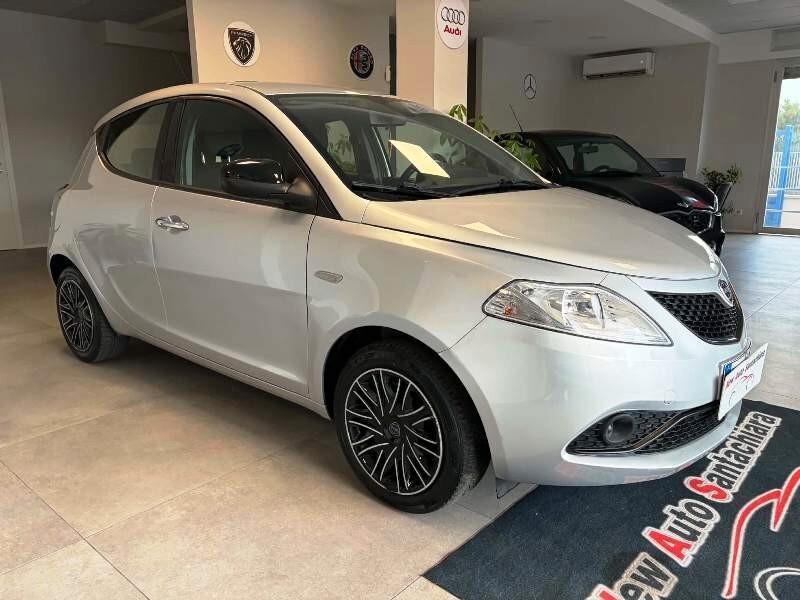 Lancia Ypsilon 1.2 69 CV Gold