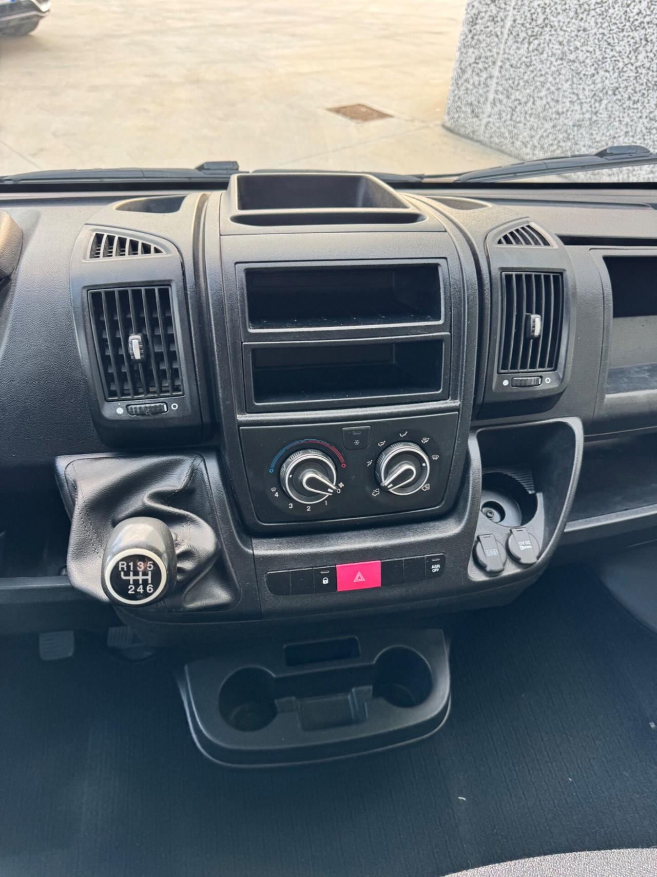 Ducato 30 2.3 MJT 120 CV CON PORTASCALE E SCAFFALATURA