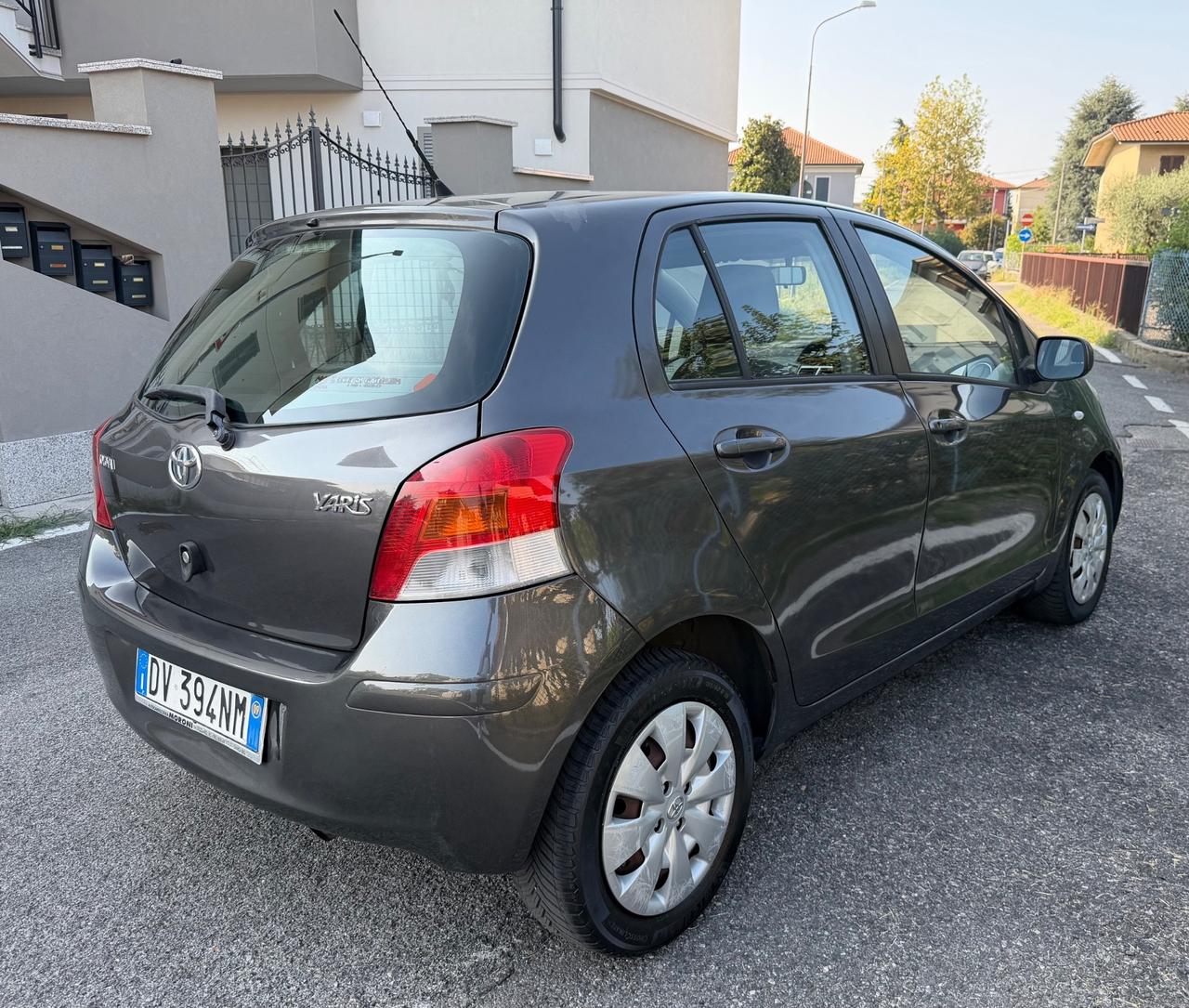 Toyota Yaris 1.3 5 porte Sol