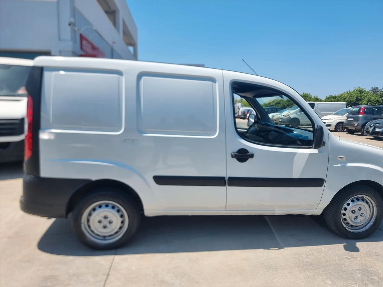 Fiat DOBLO' GANCIO TRAINO OMOLOGATO