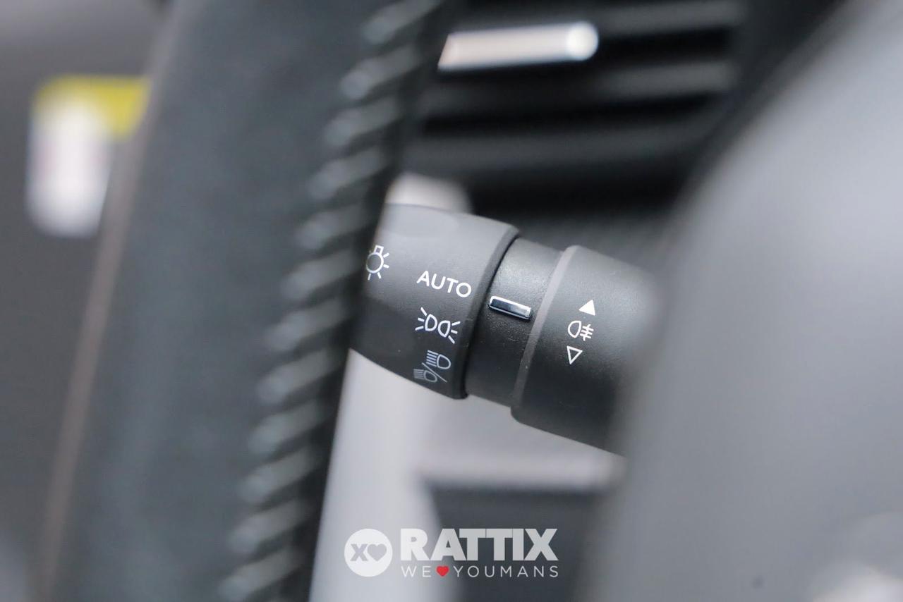 Peugeot e-208 motore elettrico 100kW Allure Pack