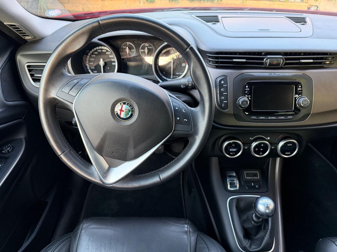 Alfa Romeo Giulietta 1.6 JTDm-2 120 CV Distinctive