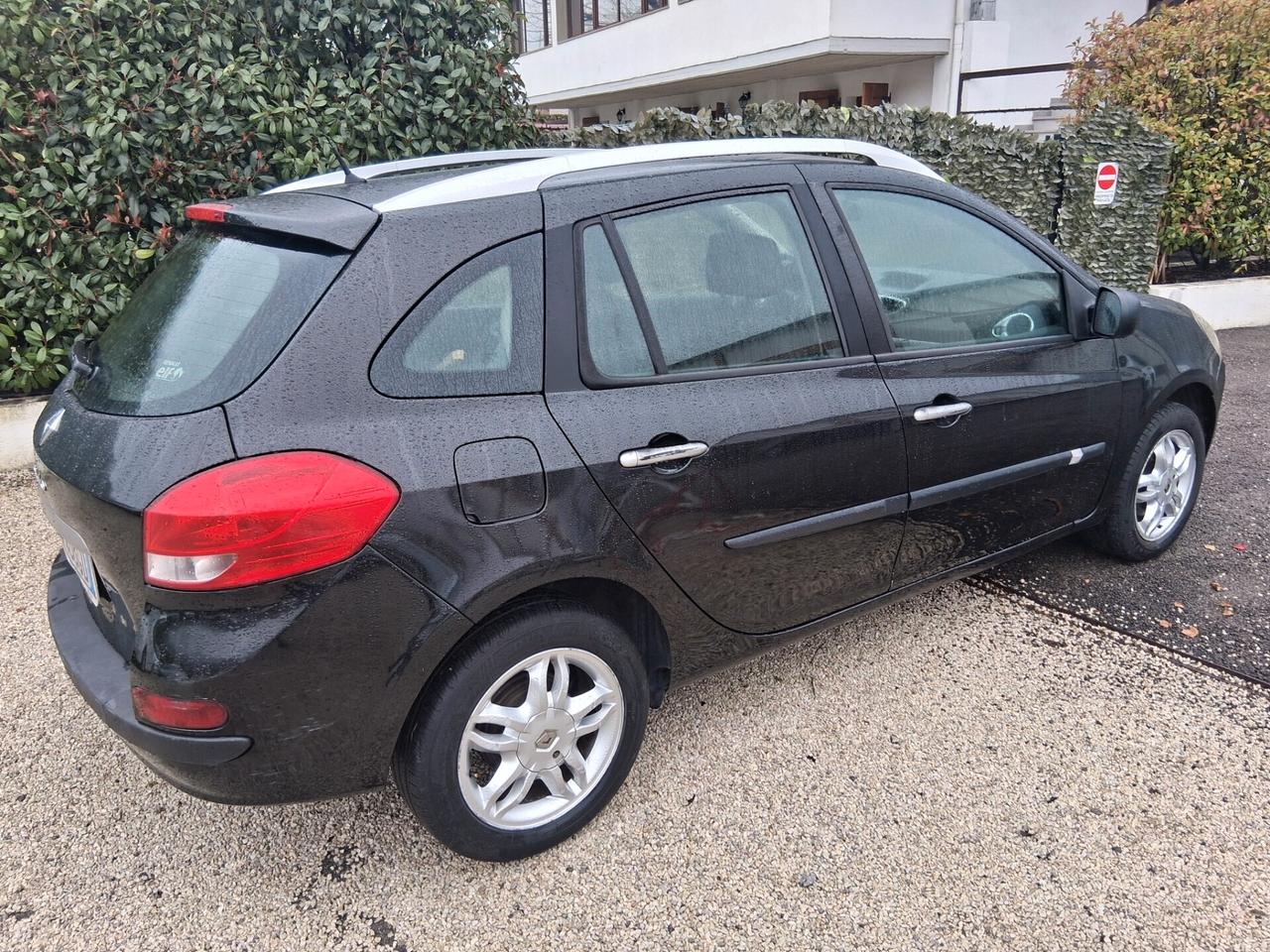 Renault Clio 1.2 16V TCE 100CV SporTour Le Iene