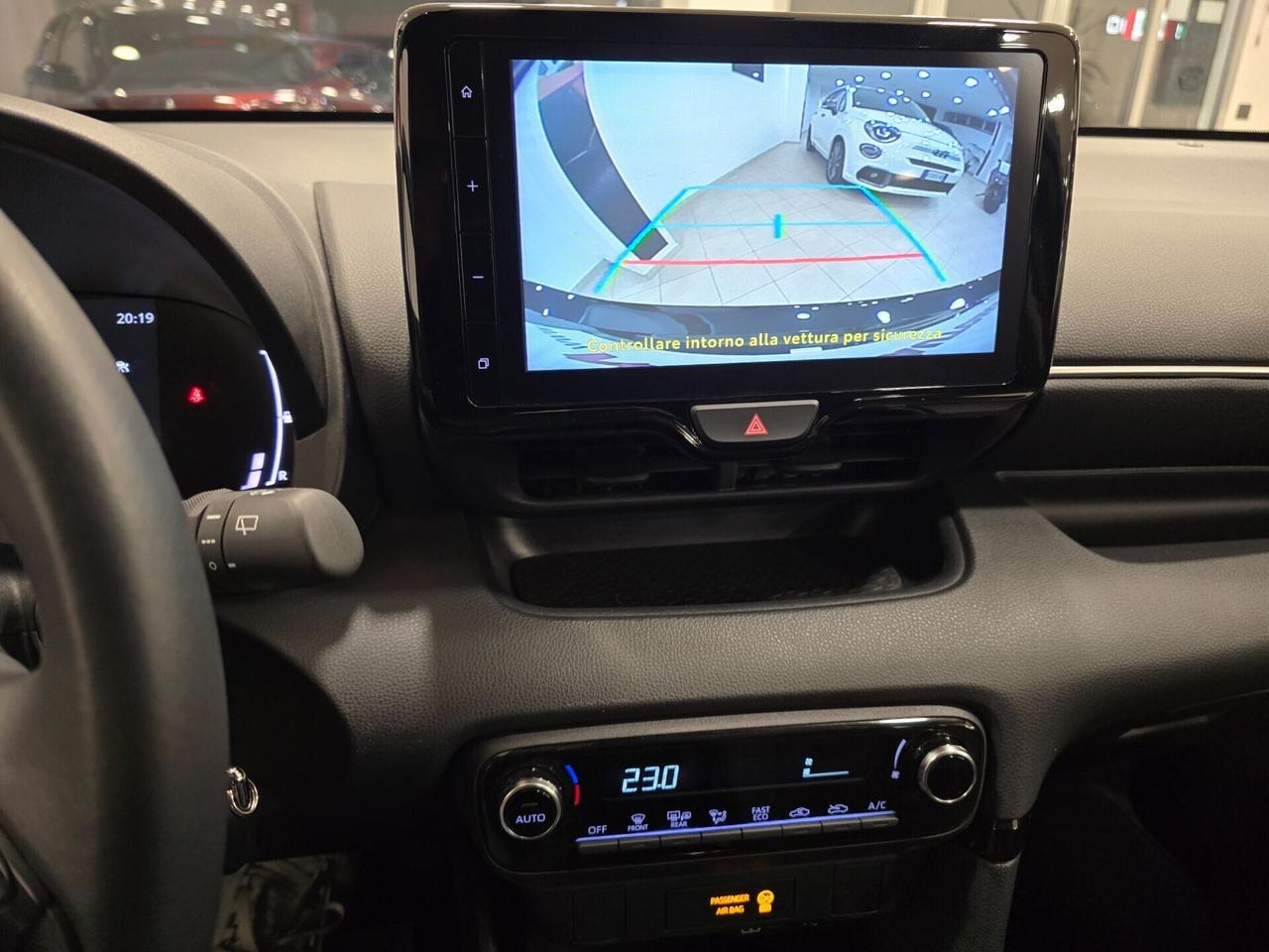 Toyota Yaris 1.5 Hybrid 5 porte Trend