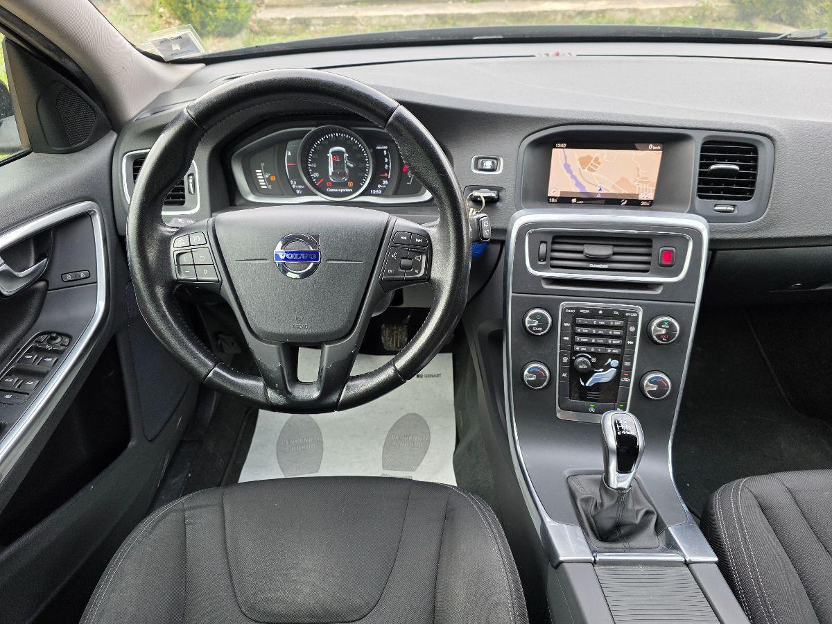 VOLVO V60 2.0 DIESEL D2 OK NEO GARAN FINAZ