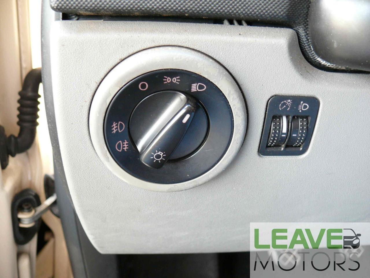 Volkswagen New Beetle 1.6 Cabrio (M1397)