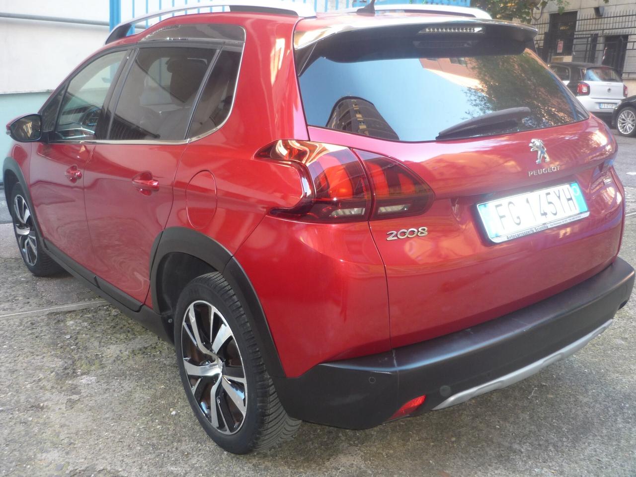 Peugeot 2008 PureTech 82 Allure
