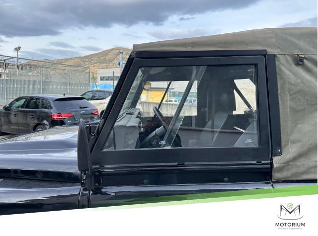 Land Rover DEFENDER SOFTTOP 90 2.5 4WD