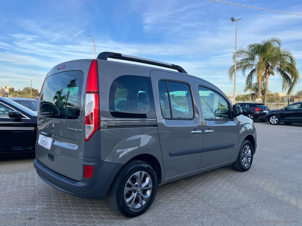 RENAULT Kangoo 1.5 dCi 90 CV 5p. S&S Live