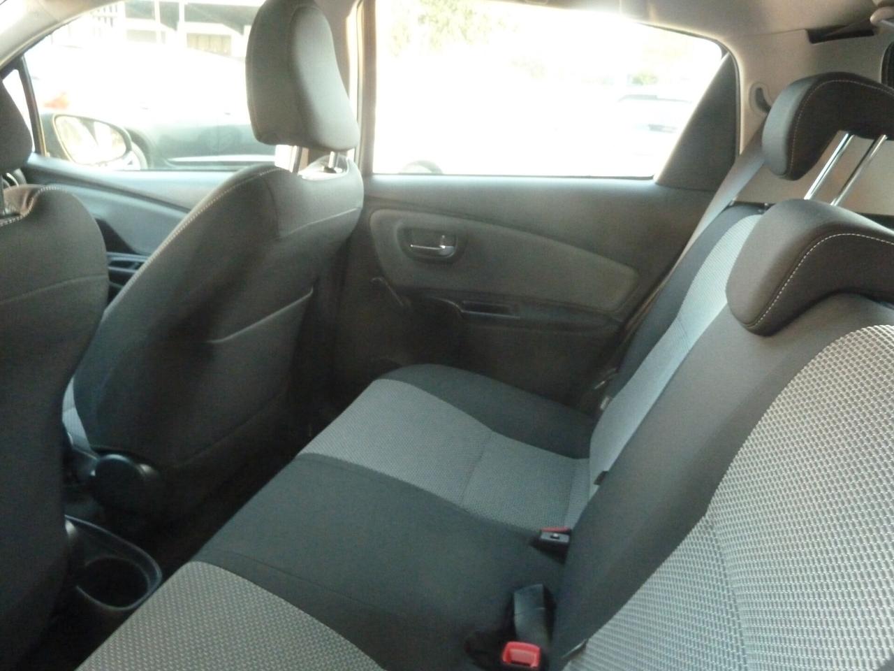 Toyota Yaris 1.5 Hybrid 5 p. Cambio Automatico