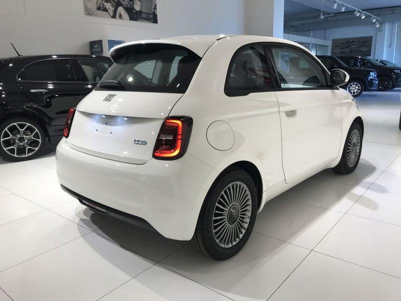 FIAT 500 Icon Berlina