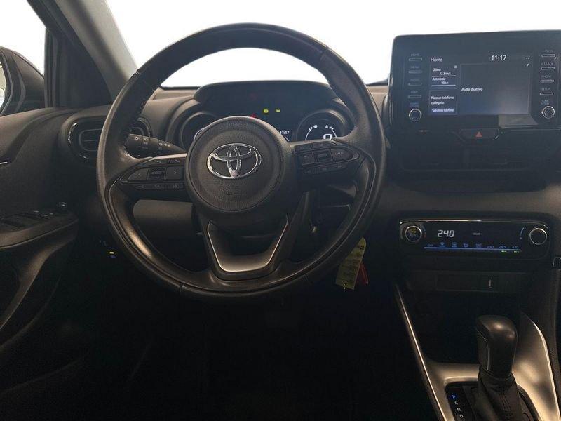 Toyota Yaris Hybrid Trend MY22