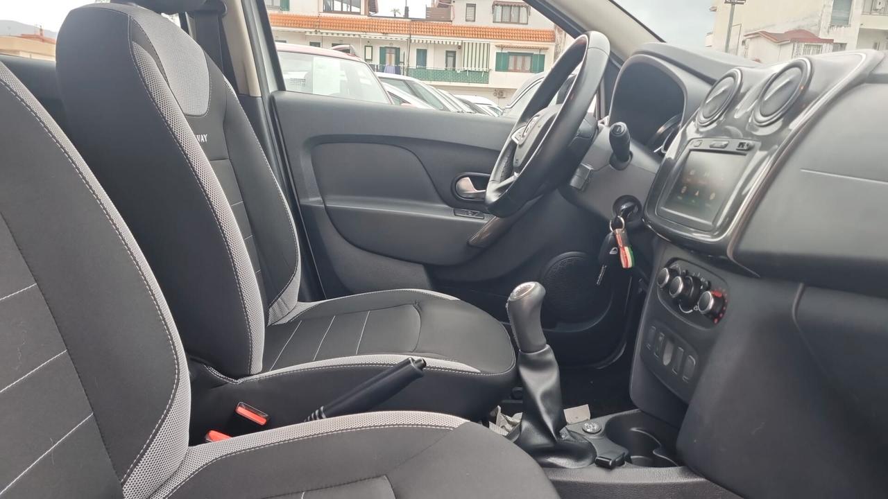 Dacia Sandero Stepway 1.0 TCe 100CV ECO-G 15th Anniversary
