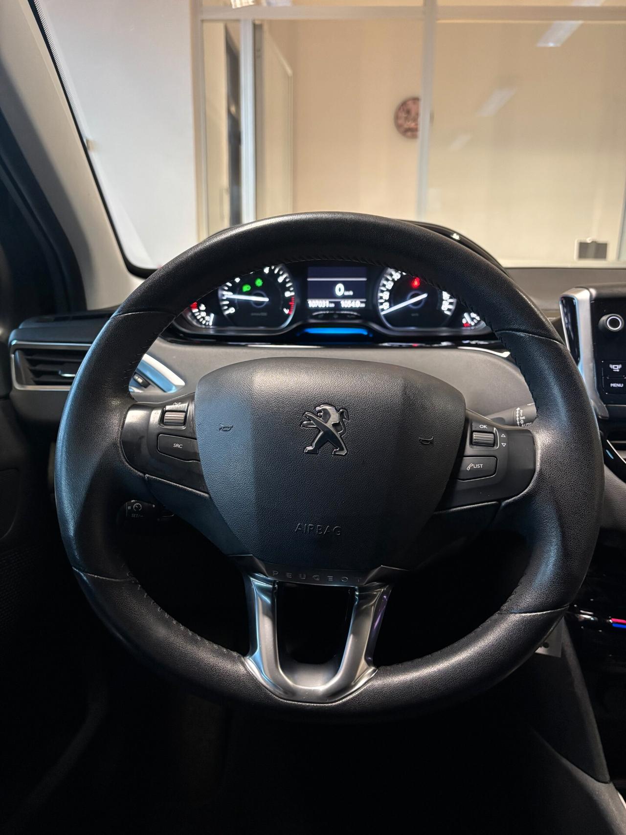 Peugeot 208 5p 1.2 vti *CINGHIA FATTA 100000KM*NEOPATENTATI