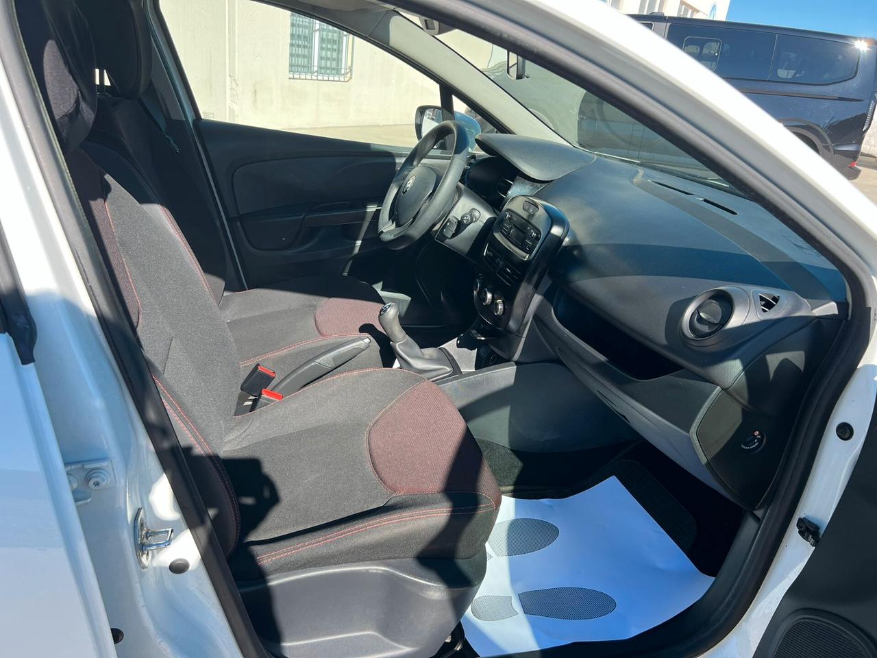 Renault Clio 1.2 75 CV gpl 5 porte Duel