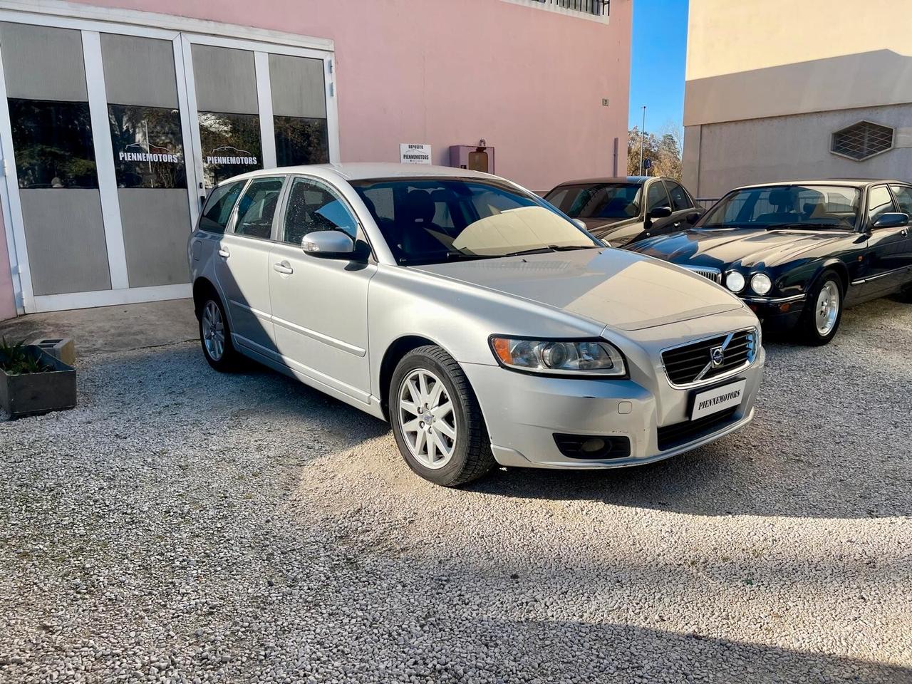 Volvo V50 2.0 D Momentum RESTYLING CINGHIA SOSTITUITA