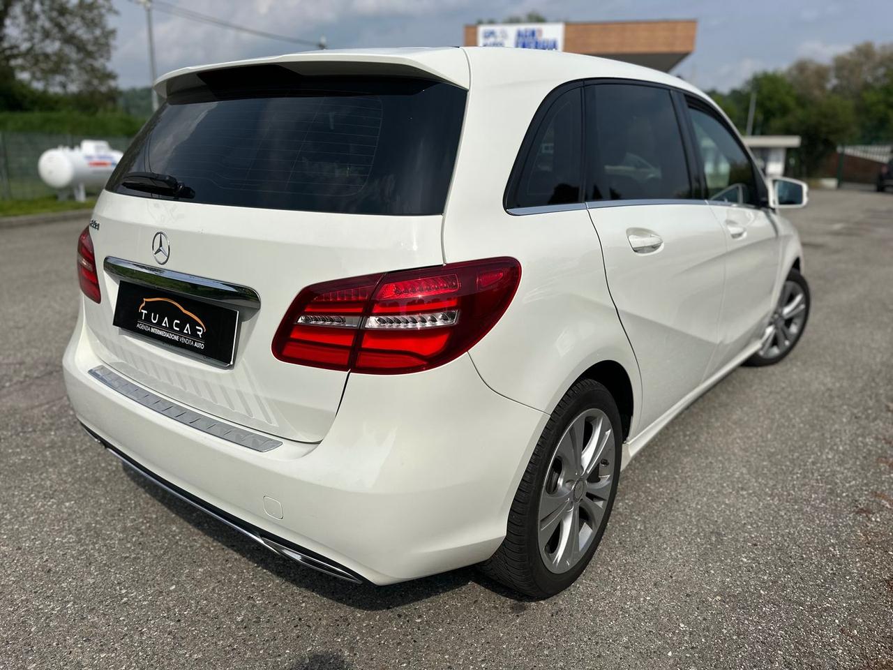 Mercedes-Benz B 180 Sport B 180 D #10480