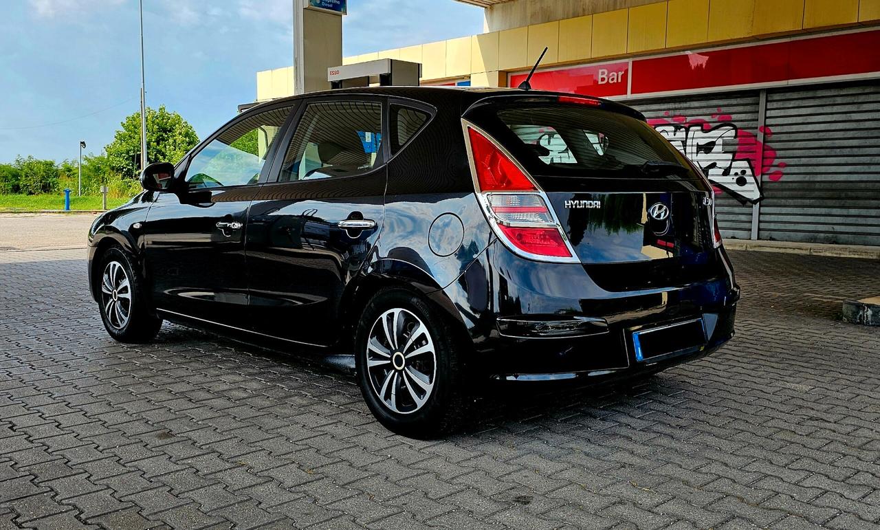 Hyundai i30 1.4 16V 109CV 5p. BlueDrive GPL