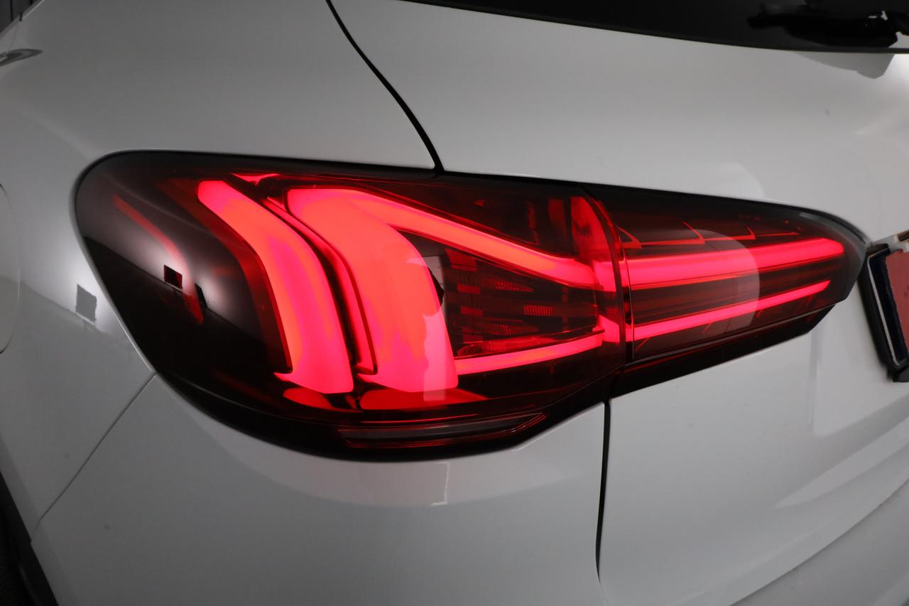MG EHS Plug-in Hybrid Luxury
