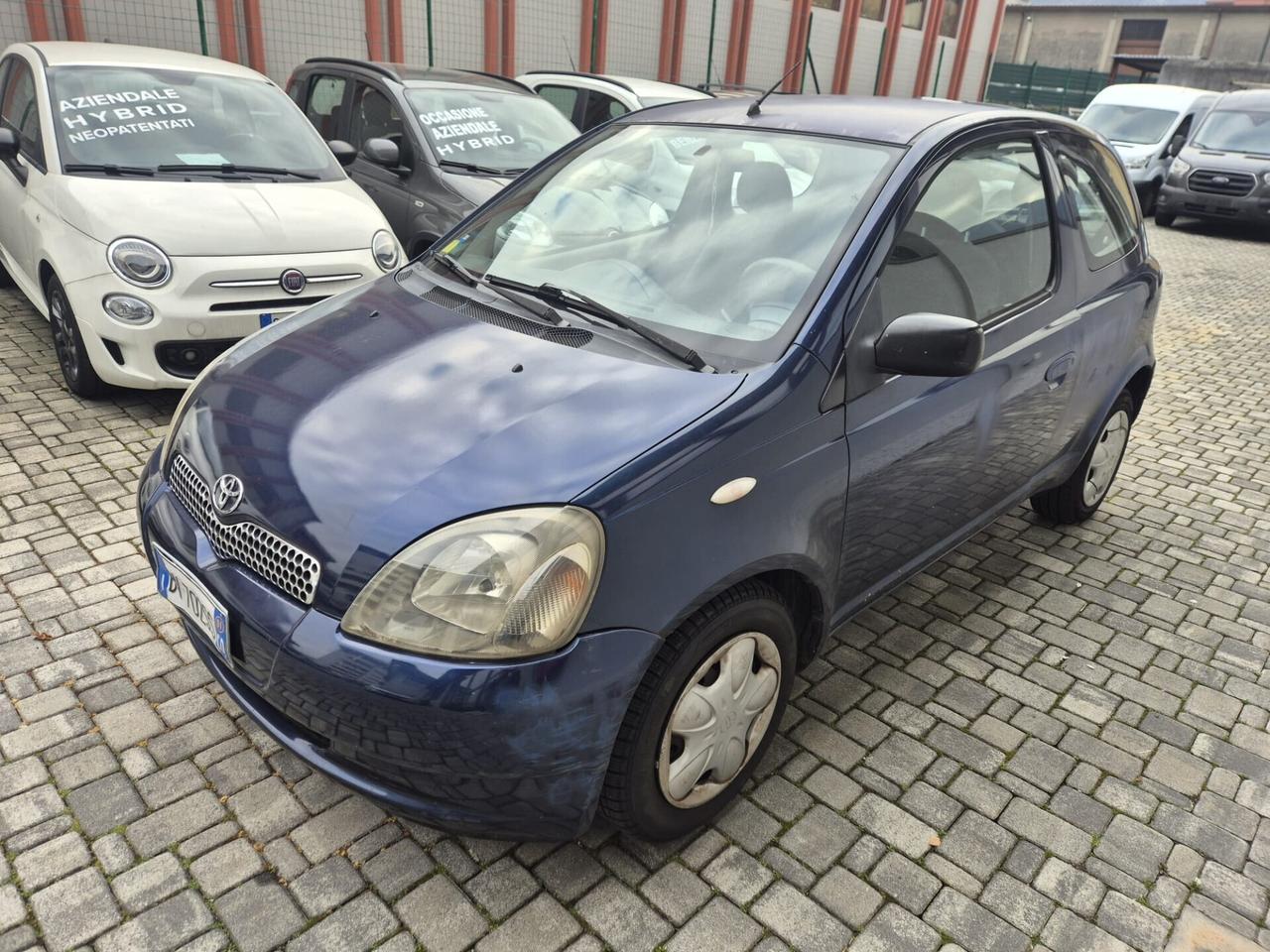 Toyota Yaris 1.0i 16V 3 porte