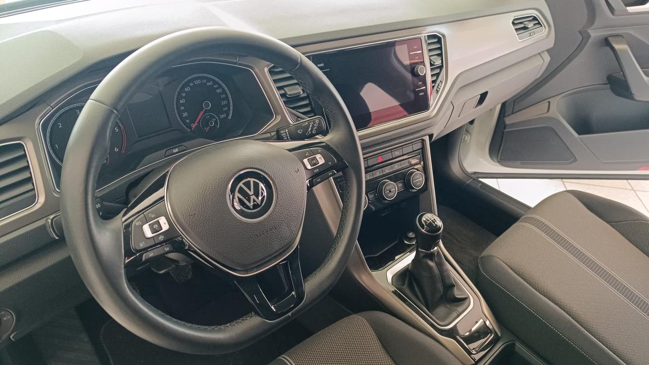 VOLKSWAGEN T-ROC 1.6 TDI 116CV DIESEL MANUALE 6 MARCE