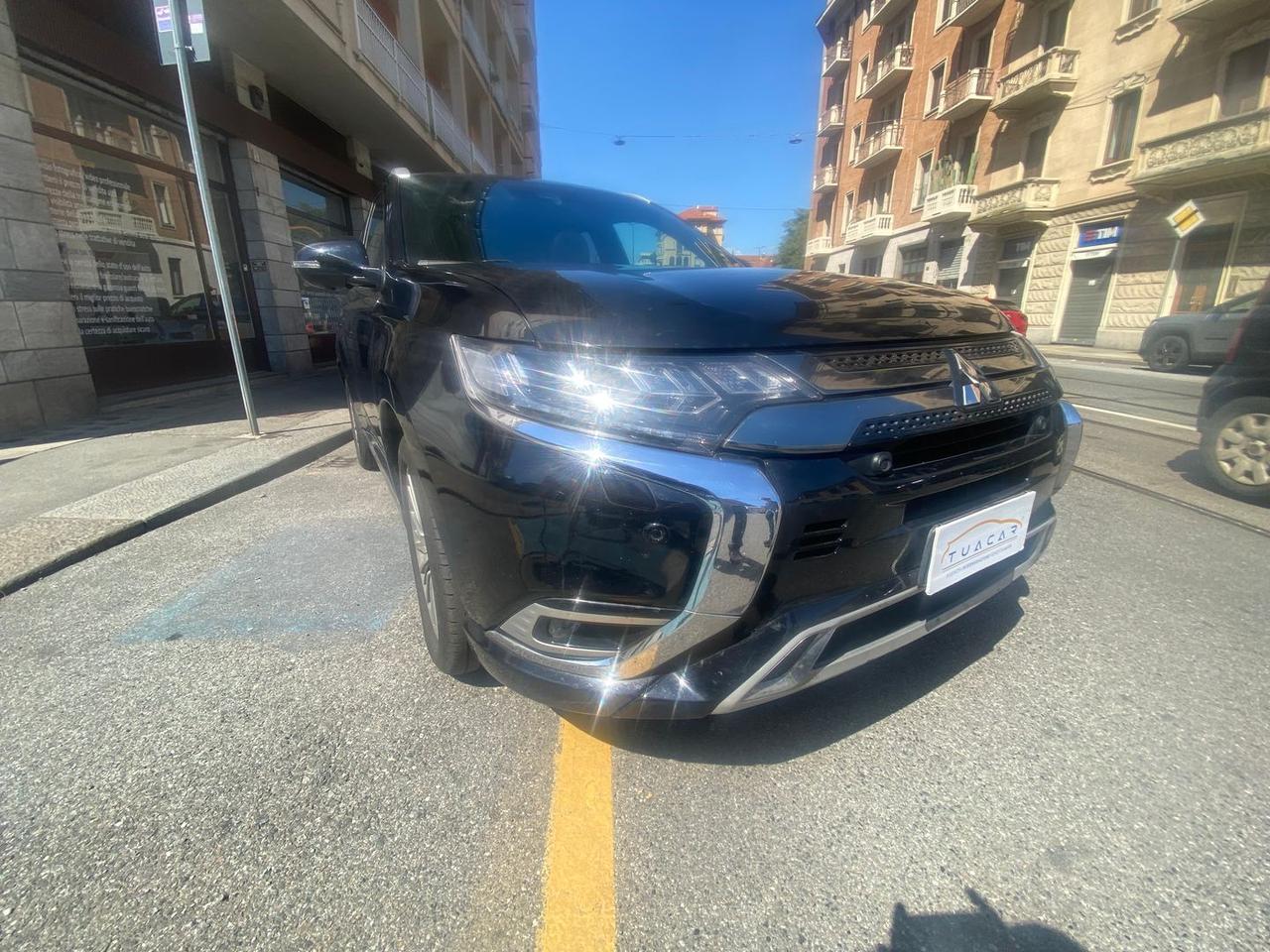 Mitsubishi Outlander 2.4 PHEV #50018