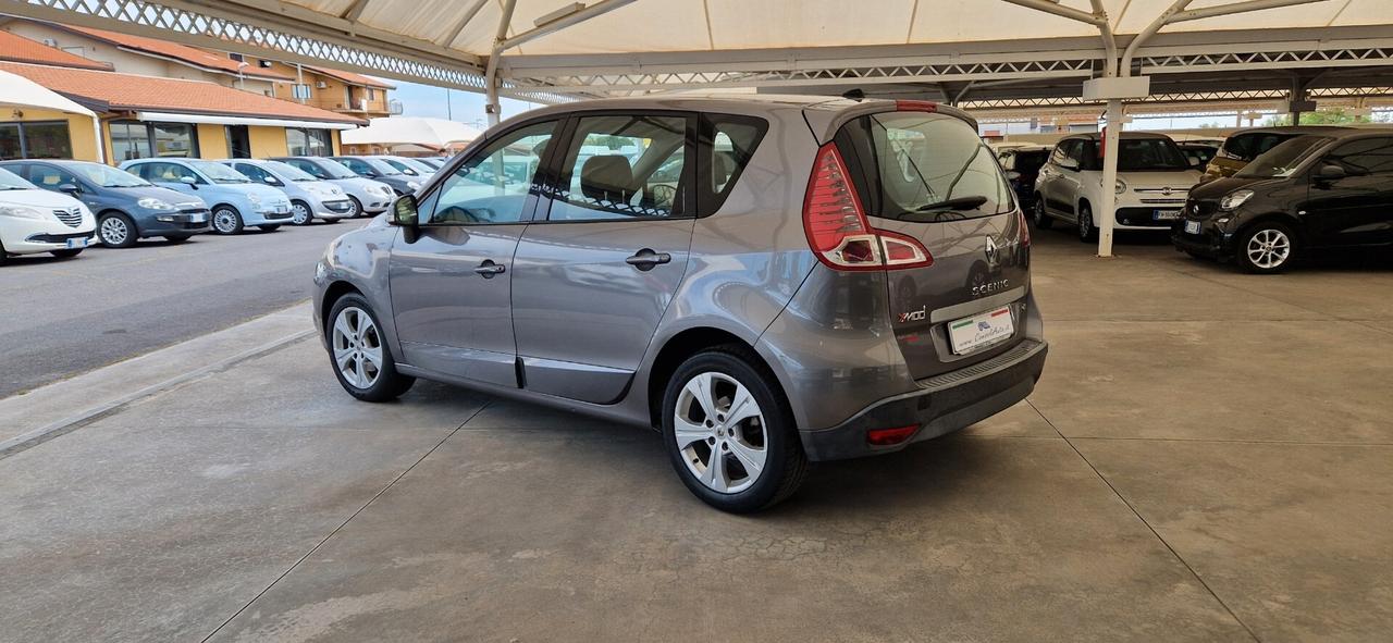 Renault Scenic X-Mod 1.5 dCi 110cv Luxe